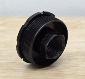 BOSS BOSS 5/8X24 STAINLESS DIRECT THREAD HUB ADAPTER BLACK MNT-58-SS-BLK